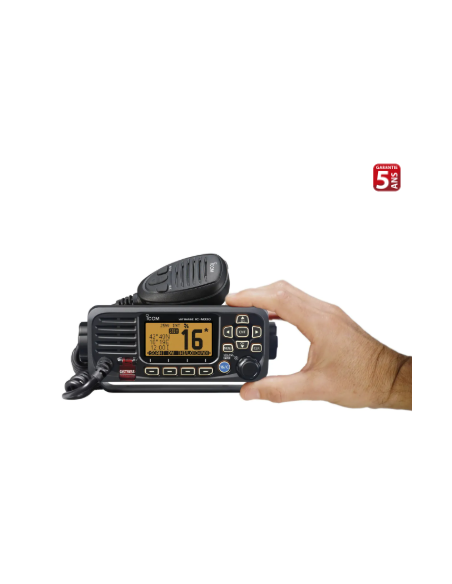  IC-M330GE - VHF MARINE FIXE AVEC RECEPTEUR GPS IC-M330GE  SeaElec.fr